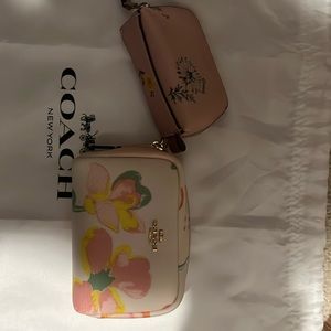 Bundle: Coach Outlet Slg’s